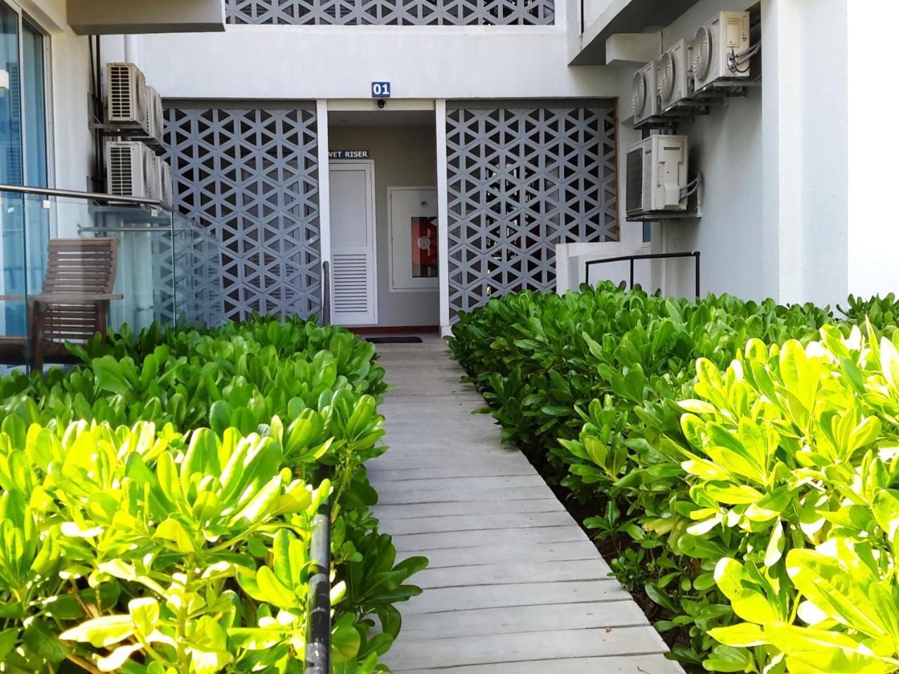 Llh 1G2 Nilaveli Ocean Front Condos エクステリア 写真